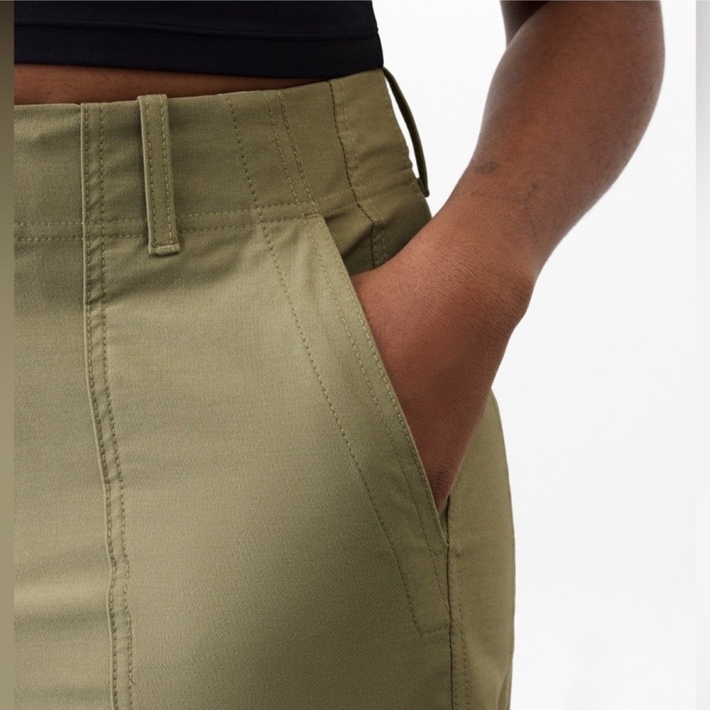 Athleta Skyline High Rise Barrel Leg Pant 12 Olive Branch Green - Picture 3 of 13